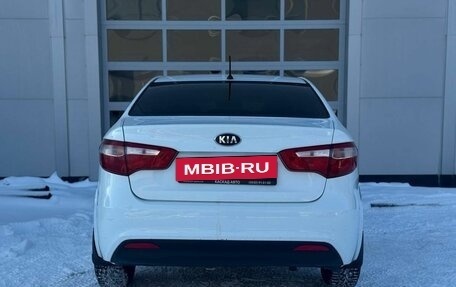 KIA Rio III рестайлинг, 2013 год, 780 000 рублей, 4 фотография
