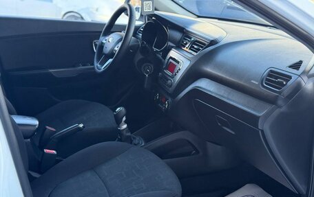 KIA Rio III рестайлинг, 2013 год, 780 000 рублей, 12 фотография