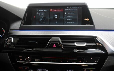 BMW 5 серия, 2018 год, 3 790 000 рублей, 14 фотография