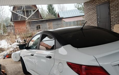 Hyundai Solaris II рестайлинг, 2015 год, 550 000 рублей, 5 фотография