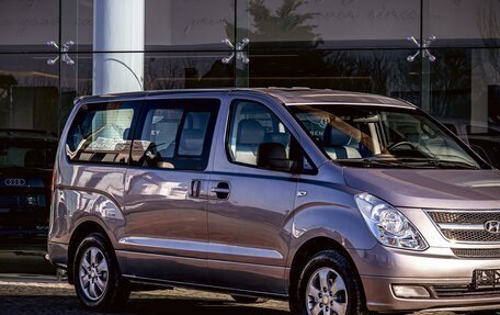 Hyundai Grand Starex Grand Starex I рестайлинг 2, 2014 год, 2 195 000 рублей, 7 фотография