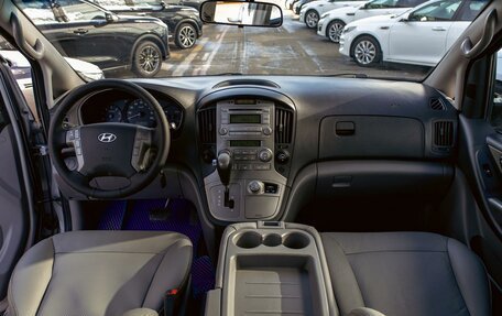 Hyundai Grand Starex Grand Starex I рестайлинг 2, 2014 год, 2 195 000 рублей, 16 фотография