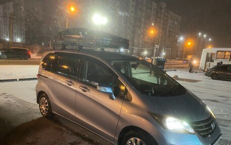Honda Freed I, 2010 год, 1 300 000 рублей, 3 фотография