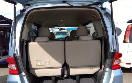 Honda Freed I, 2010 год, 1 300 000 рублей, 11 фотография