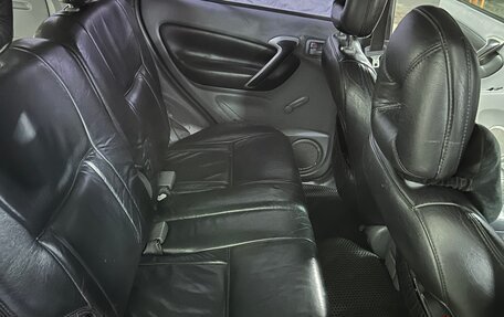 Toyota RAV4, 2002 год, 649 999 рублей, 6 фотография