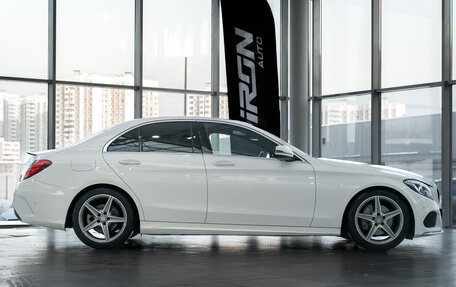 Mercedes-Benz C-Класс, 2016 год, 2 000 000 рублей, 4 фотография