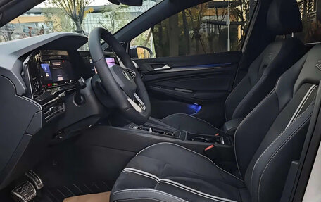 Volkswagen Golf VIII, 2022 год, 1 995 000 рублей, 12 фотография