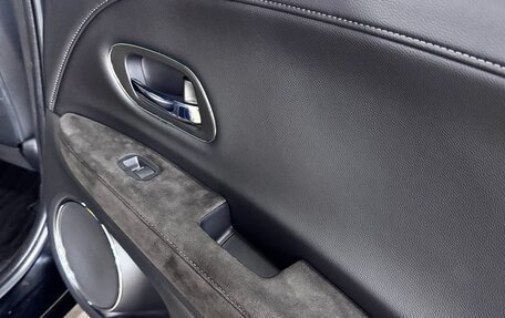 Honda Vezel, 2018 год, 2 100 000 рублей, 11 фотография