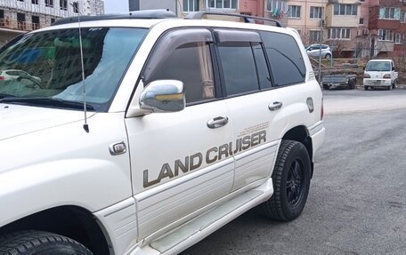 Toyota Land Cruiser 100 рестайлинг 2, 1998 год, 1 900 000 рублей, 7 фотография