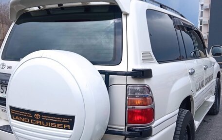 Toyota Land Cruiser 100 рестайлинг 2, 1998 год, 1 900 000 рублей, 5 фотография