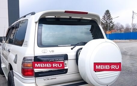 Toyota Land Cruiser 100 рестайлинг 2, 1998 год, 1 900 000 рублей, 4 фотография