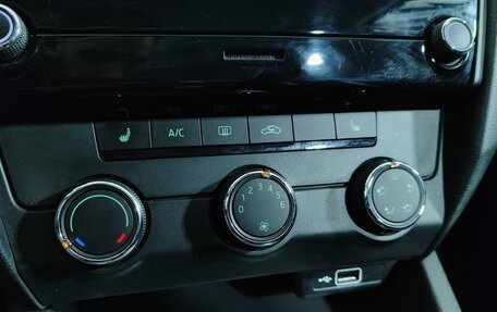 Skoda Octavia, 2018 год, 1 490 000 рублей, 17 фотография