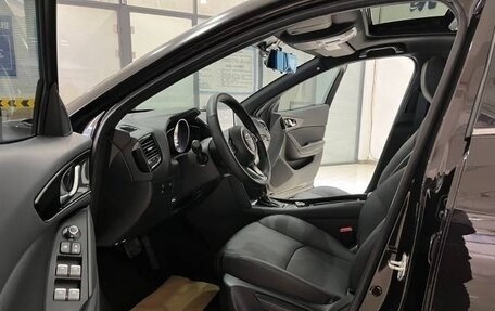 Mazda CX-4, 2023 год, 2 356 000 рублей, 8 фотография