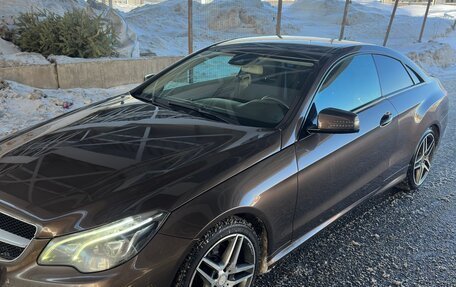 Mercedes-Benz E-Класс, 2013 год, 2 000 000 рублей, 12 фотография