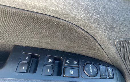 Hyundai Elantra VI рестайлинг, 2019 год, 1 590 000 рублей, 7 фотография