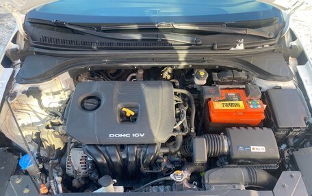 Hyundai Elantra VI рестайлинг, 2019 год, 1 590 000 рублей, 11 фотография