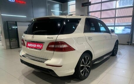 Mercedes-Benz M-Класс, 2013 год, 2 330 000 рублей, 4 фотография