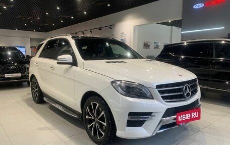 Mercedes-Benz M-Класс, 2013 год, 2 330 000 рублей, 3 фотография