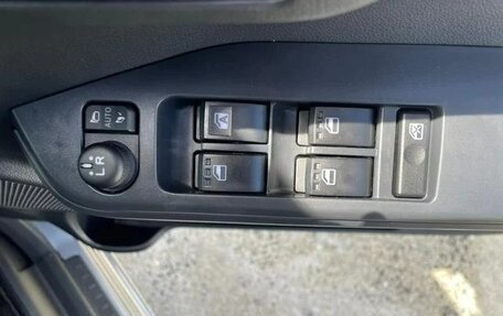 Daihatsu Wake I, 2022 год, 923 000 рублей, 18 фотография