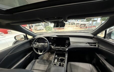 Lexus RX IV рестайлинг, 2025 год, 7 600 000 рублей, 11 фотография