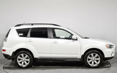 Mitsubishi Outlander III рестайлинг 3, 2011 год, 1 099 000 рублей, 4 фотография