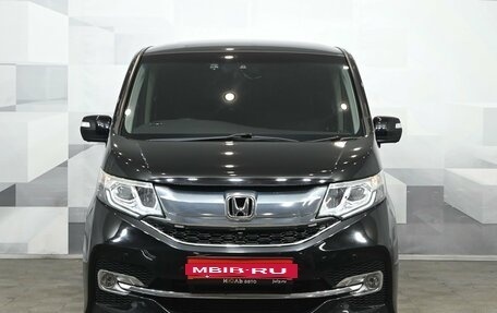 Honda Stepwgn IV, 2015 год, 2 350 000 рублей, 2 фотография