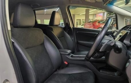 Honda Shuttle II, 2017 год, 1 130 000 рублей, 32 фотография