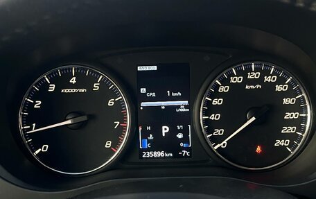 Mitsubishi Outlander III рестайлинг 3, 2016 год, 1 499 000 рублей, 14 фотография