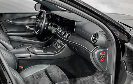 Mercedes-Benz E-Класс, 2021 год, 4 975 000 рублей, 14 фотография