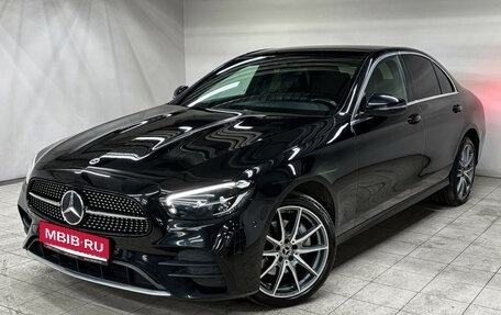Mercedes-Benz E-Класс, 2021 год, 4 975 000 рублей, 1 фотография