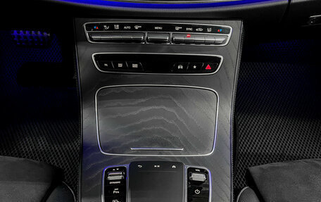 Mercedes-Benz E-Класс, 2021 год, 4 975 000 рублей, 24 фотография