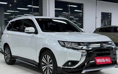 Mitsubishi Outlander III рестайлинг 3, 2022 год, 1 762 000 рублей, 1 фотография