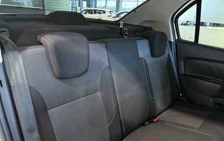 Renault Logan II, 2020 год, 1 345 000 рублей, 9 фотография