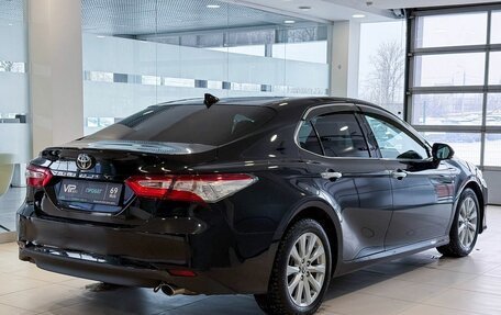 Toyota Camry, 2020 год, 3 117 000 рублей, 6 фотография