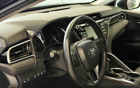 Toyota Camry, 2020 год, 3 117 000 рублей, 7 фотография