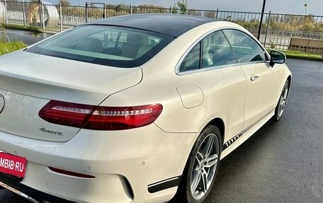 Mercedes-Benz E-Класс, 2018 год, 3 300 000 рублей, 3 фотография