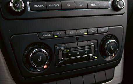 Skoda Yeti I рестайлинг, 2015 год, 1 095 000 рублей, 15 фотография