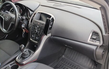 Opel Astra J, 2011 год, 750 000 рублей, 5 фотография