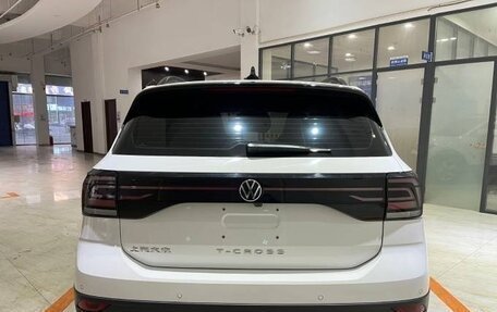 Volkswagen T-Cross I, 2021 год, 1 556 000 рублей, 5 фотография