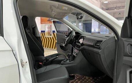 Volkswagen T-Cross I, 2021 год, 1 556 000 рублей, 14 фотография