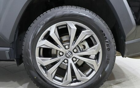 Toyota RAV4, 2023 год, 3 950 000 рублей, 8 фотография