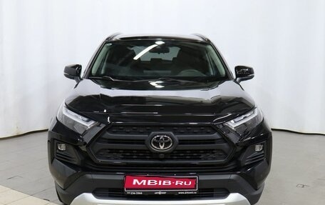 Toyota RAV4, 2023 год, 3 950 000 рублей, 2 фотография