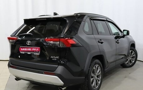 Toyota RAV4, 2023 год, 3 950 000 рублей, 4 фотография