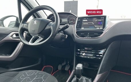 Peugeot 2008 II, 2014 год, 790 000 рублей, 11 фотография