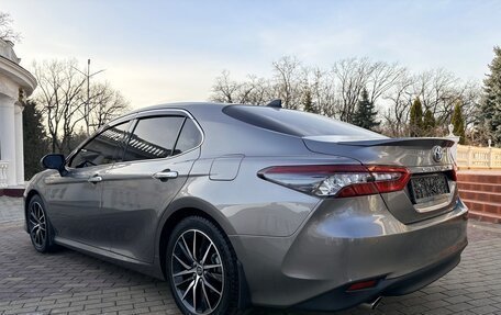 Toyota Camry, 2022 год, 4 750 000 рублей, 4 фотография