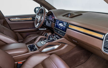 Porsche Cayenne III, 2018 год, 8 162 000 рублей, 9 фотография