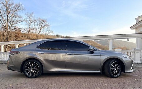 Toyota Camry, 2022 год, 4 750 000 рублей, 6 фотография