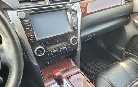Toyota Camry, 2013 год, 1 059 000 рублей, 10 фотография