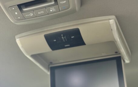 Honda Stepwgn IV, 2017 год, 1 800 000 рублей, 10 фотография