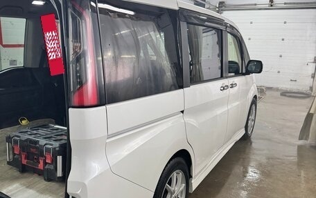 Honda Stepwgn IV, 2017 год, 1 800 000 рублей, 8 фотография